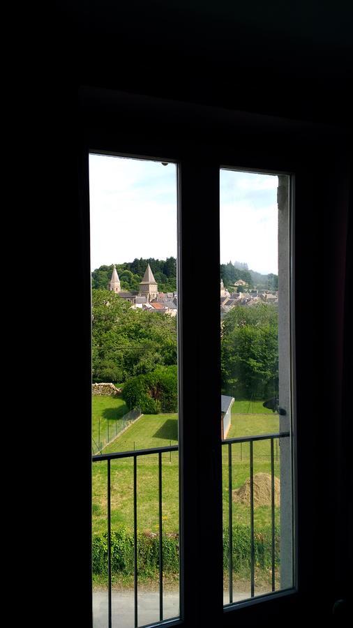 Aux Cieux Appartement Bénévent-lʼAbbaye Buitenkant foto